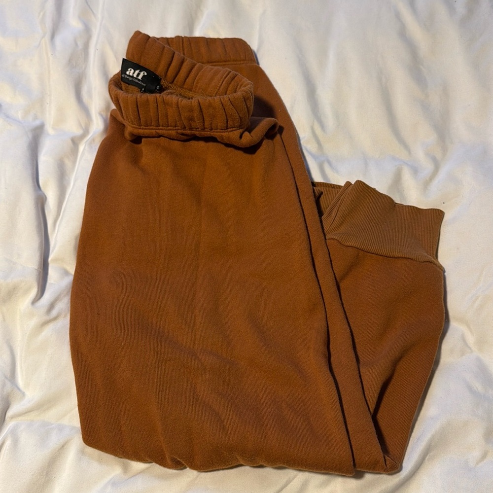 ALL THINGS FABULOUS ATF CROPPED SWEATPANTS Maple Size S - Picture 2 of 3